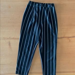 H & M black and white pants